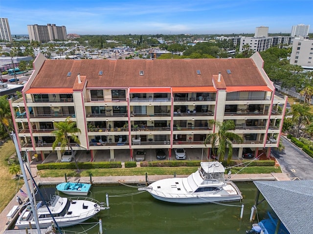 bird's eye view featuring a water view