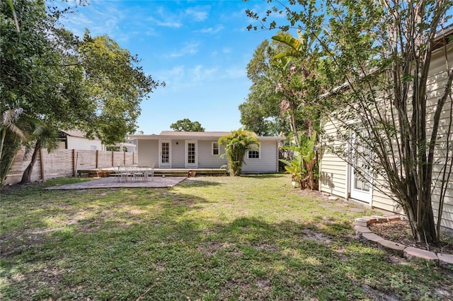 view of yard with a patio