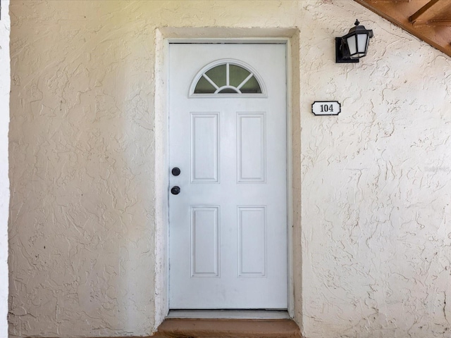 Listing photo 2 for 776 100th Ave N Unit 104, Saint Petersburg FL 33702