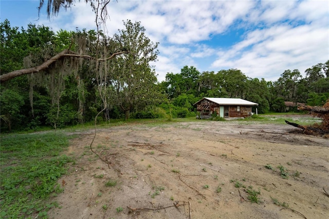 7813 Valrie Ln, Riverview, FL 33569 - view of yard featuring an outdoor structure
