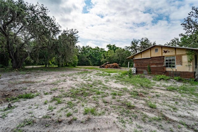 7813 Valrie Ln, Riverview, FL 33569 - view of yard