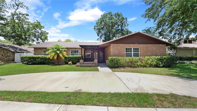 1702 Blind Pond Ave, Lutz, FL 33549 - photo 5