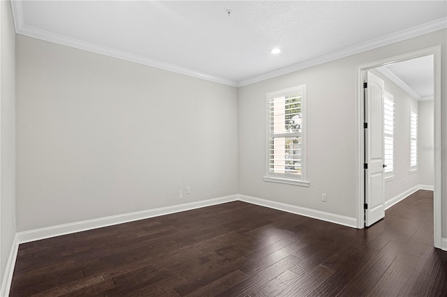 4606 W Fig St Unit 4, Tampa, FL 33609 - unfurnished room with dark wood-style flooring, baseboards, crown molding, and recessed lighting