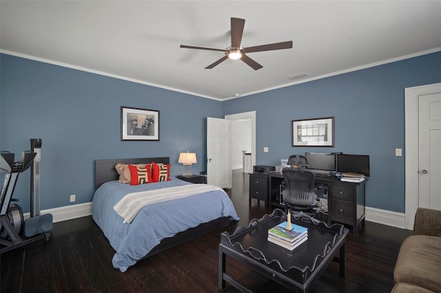 bedroom featuring dark hardwood / wood-style floors, ceiling fan, and ornamental molding