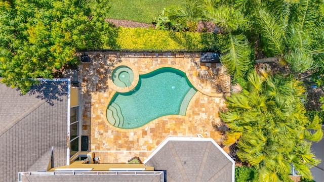 1227 Toscano Dr, Trinity, FL 34655 - bird's eye view of a pool area
