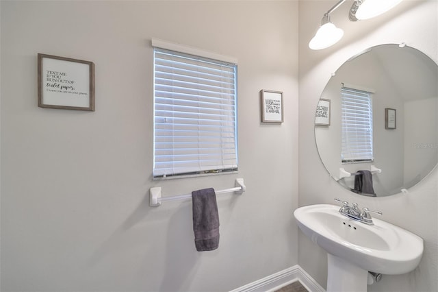 bathroom featuring sink