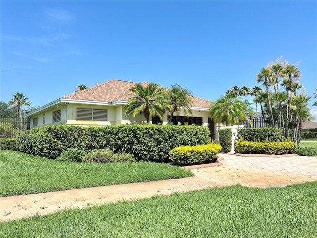 view of front of home with a front yard