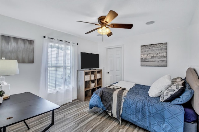 805 Woodcarver Ln, Brandon, FL 33510 - bedroom with a ceiling fan