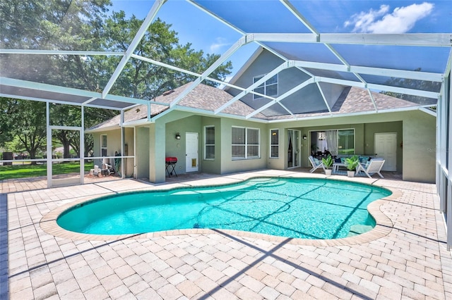805 Woodcarver Ln, Brandon, FL 33510 - outdoor pool featuring a patio and a lanai