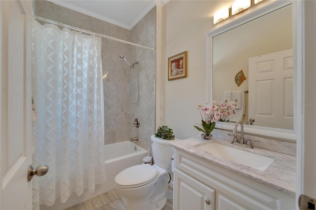 2628 River Bend Dr, Ruskin, FL 33570 - full bathroom with vanity, toilet, ornamental molding, and shower / tub combo with curtain