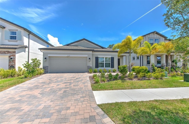 view of front of house with a garage