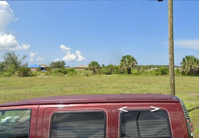 Listing photo 2 for 4042 NW 37th Ave, Cape Coral FL 33993