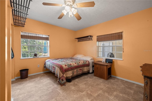 bedroom with ceiling fan