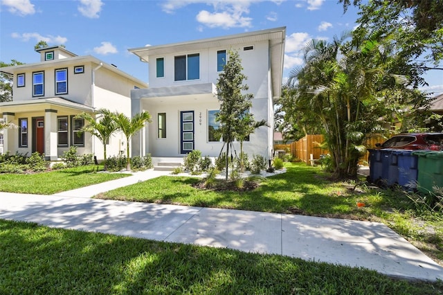 2909 W Spruce St, Tampa, FL 33607 - view of front facade featuring stucco siding