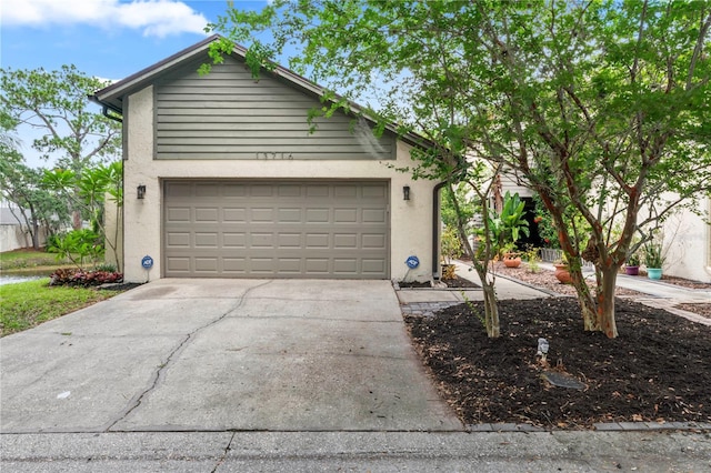 view of front facade with a garage