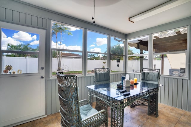 view of sunroom / solarium