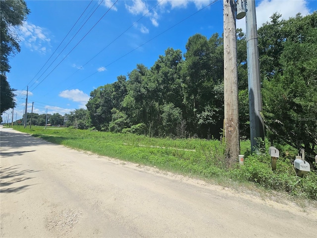 Listing photo 2 for 36971 Trilby Rd, Dade City FL 33523