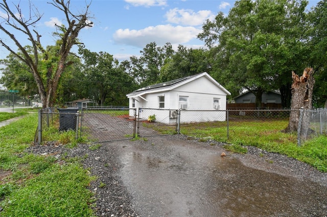 view of home's exterior