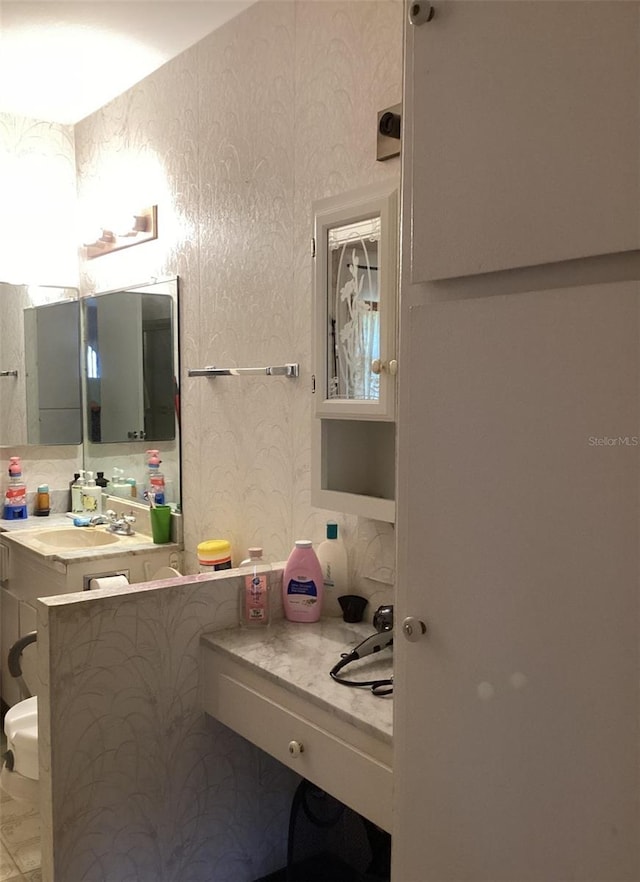 bathroom with vanity