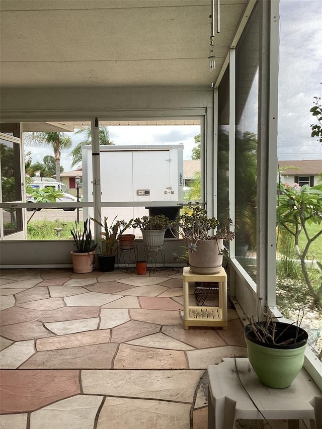 view of sunroom / solarium