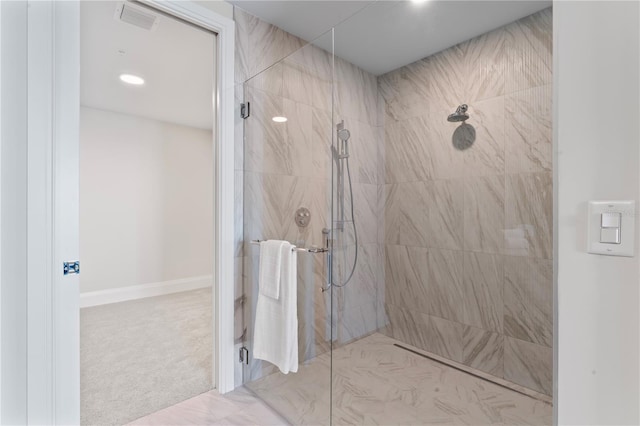 2910 W Barcelona St Unit 903, Tampa, FL 33629 - bathroom with recessed lighting, visible vents, and tiled shower