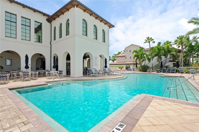 view of swimming pool featuring a patio