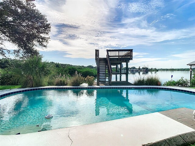 view of pool