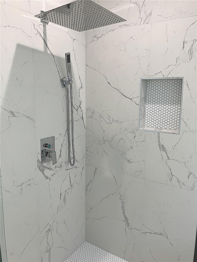 5308 Cedarshake Ln, Valrico, FL 33596 - interior details featuring a marble finish shower