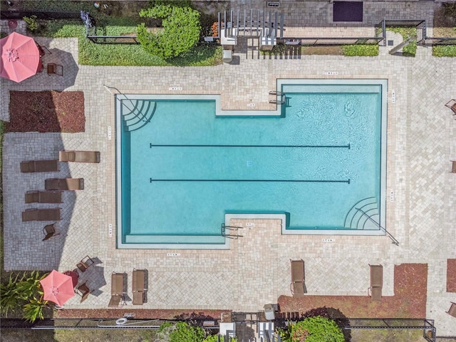 view of swimming pool