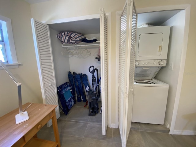 closet featuring stacked washer and dryer