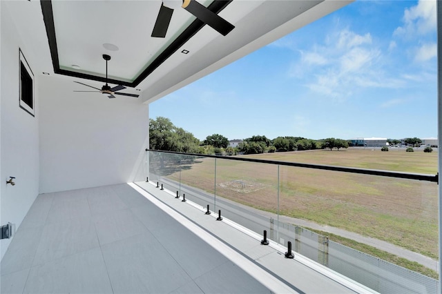 balcony with ceiling fan