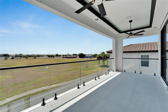 balcony with ceiling fan