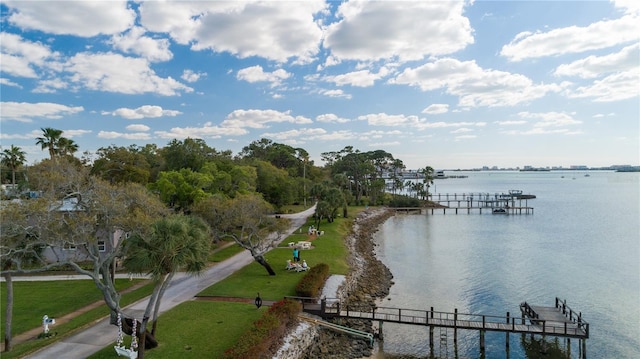 Listing photo 3 for 1129 Victoria Dr, Dunedin FL 34698