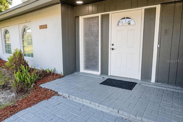 view of entrance to property