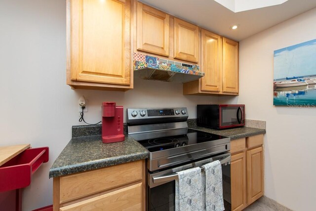 kitchen featuring stainless steel electric stove