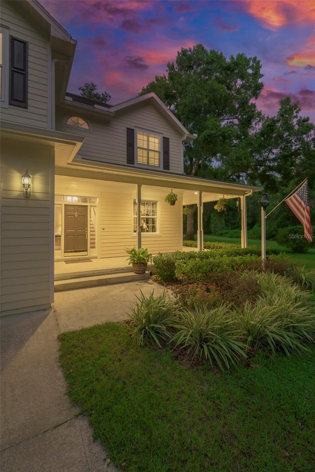 view of front of house featuring a porch