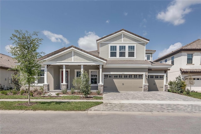 view of front facade with a garage