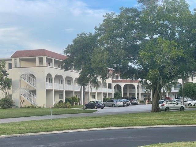 view of building exterior