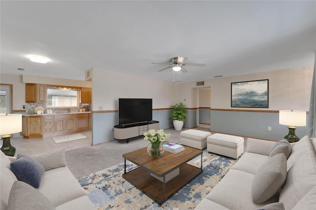 609 Fox Hills Dr, Sun City Center, FL 33573 - living area with ceiling fan