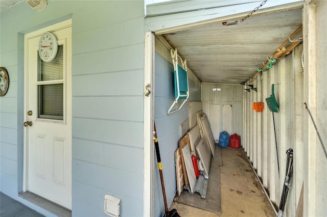 609 Fox Hills Dr, Sun City Center, FL 33573 - view of doorway to property