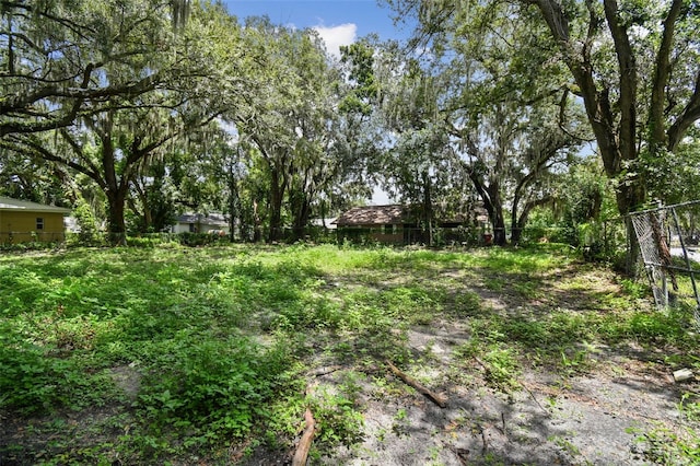 Listing photo 2 for 308 E Damon St, Plant City FL 33563