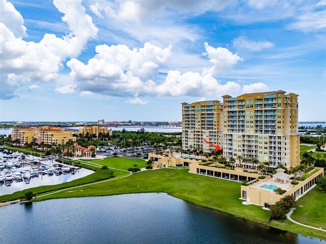 bird's eye view featuring a water view