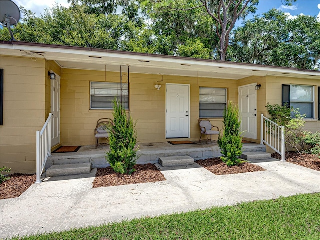 view of front of house with covered porch