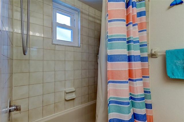 bathroom featuring shower / tub combo