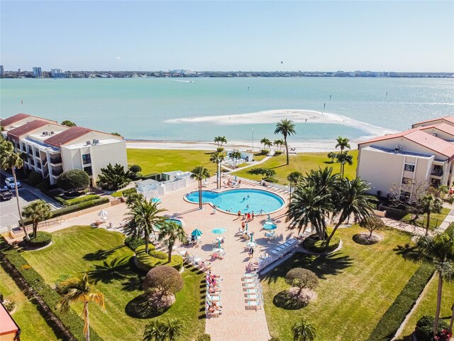 bird's eye view with a water view