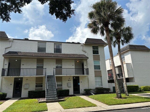 view of building exterior