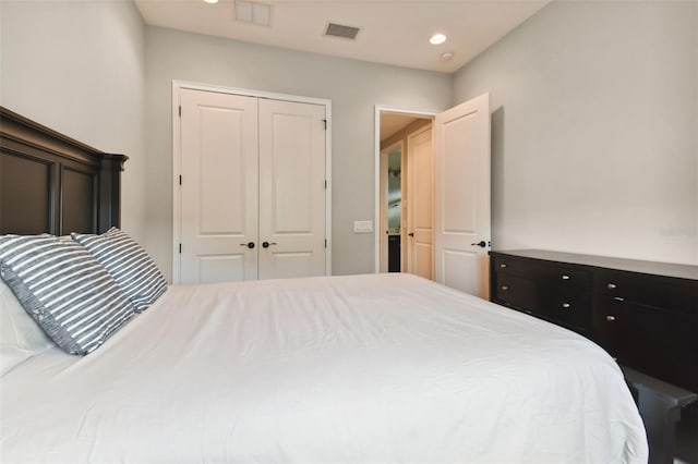 bedroom with a closet