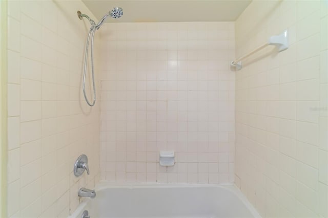 bathroom featuring shower / bathtub combination