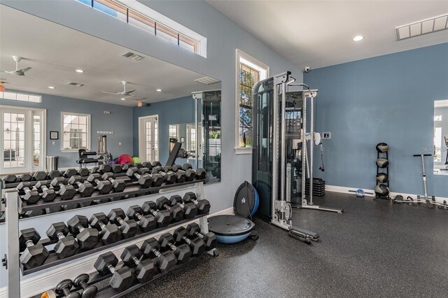 exercise room featuring ceiling fan