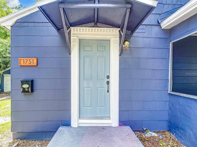 view of doorway to property